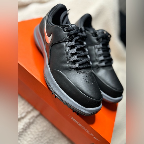 Nike Shoes - NIKE GOLF shoes🏌️‍♀️ Women’s